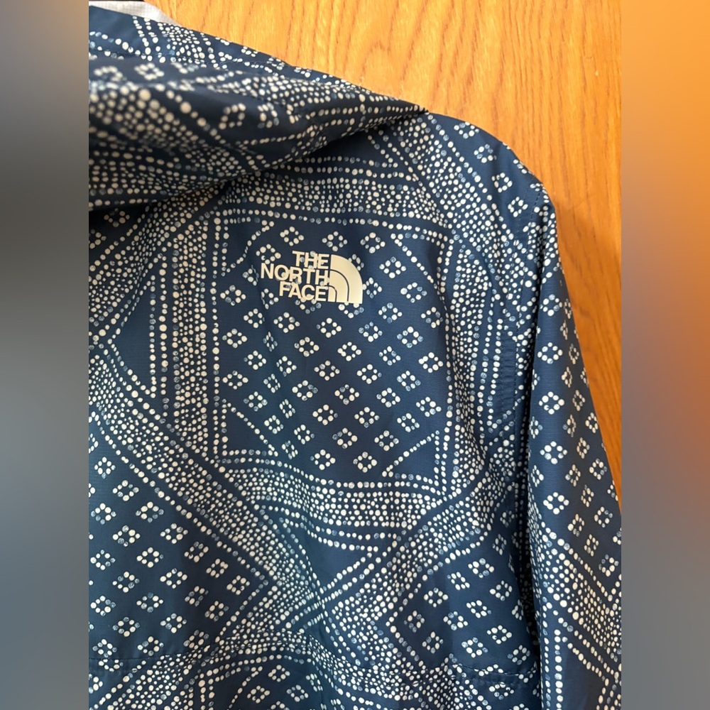 The North Face Blue and white bandana Patterned Anorack Jacket XL - Picture 12 of 15